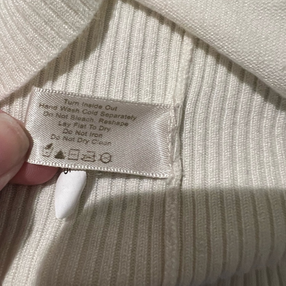 Boston Proper Embellished White Women's Top - Picture 12 of 12